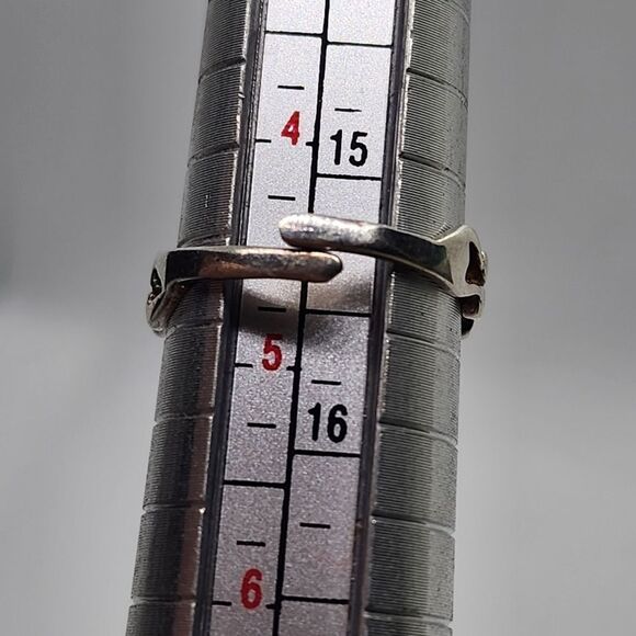 Avon RJ Graziano Sterling Silver & Pink Stone Adjustable Heart Ring - Picture 6 of 6